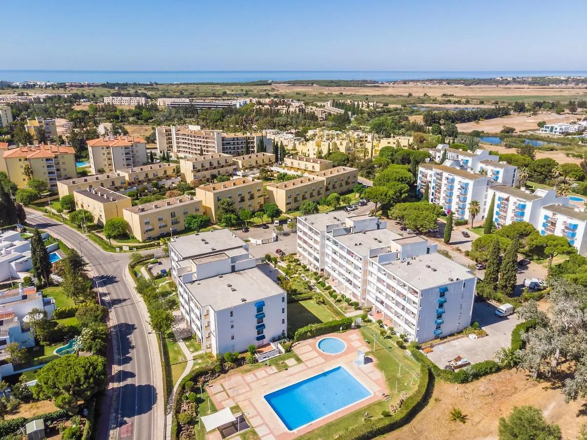 Pé Do Lago 1 Bedroom Apartment With Pool Quarteira