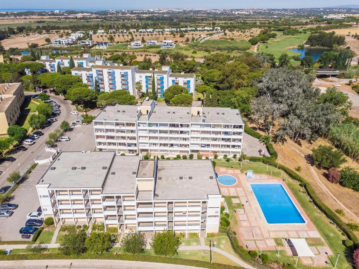 Pé Do Lago 1 Bedroom Apartment With Pool Quarteira 0*,  Portugal